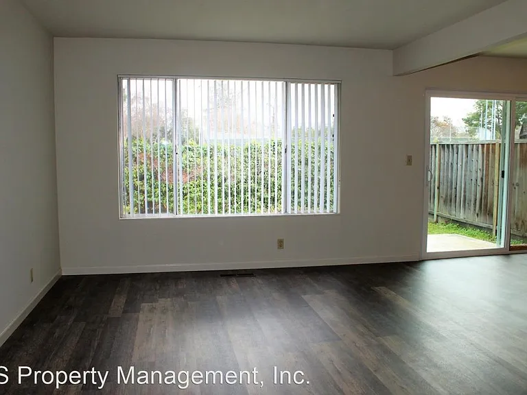 3484 Angelina Dr — Photo 3