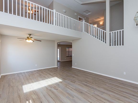 3rd image of 1472 E 10th Pl
