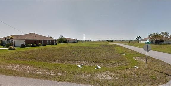 4th image of 1025 NW 10th Ave