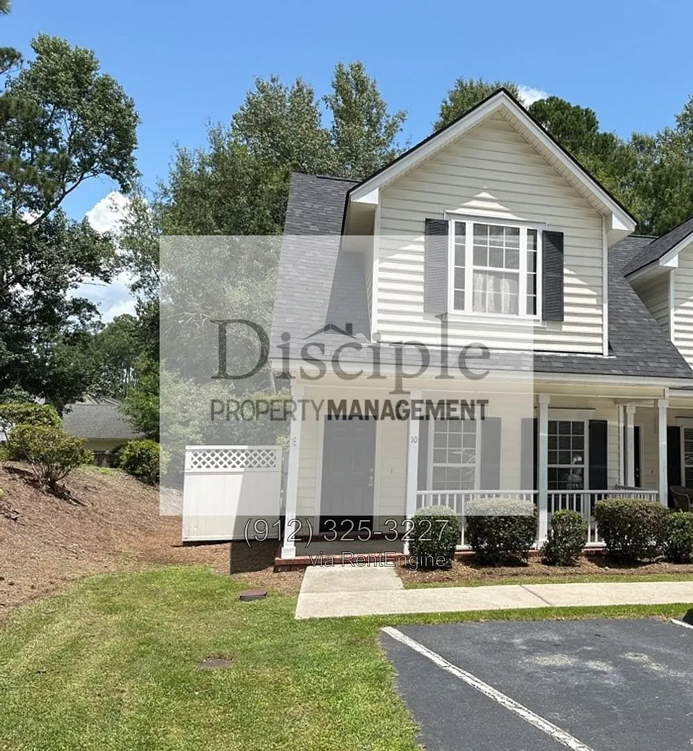 2 bed, 2.5 bath, 1232 sqft, $1,600 — Photo 1