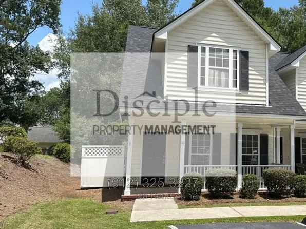 29 Brisbon Hall Ln, Richmond Hill, GA 31324
