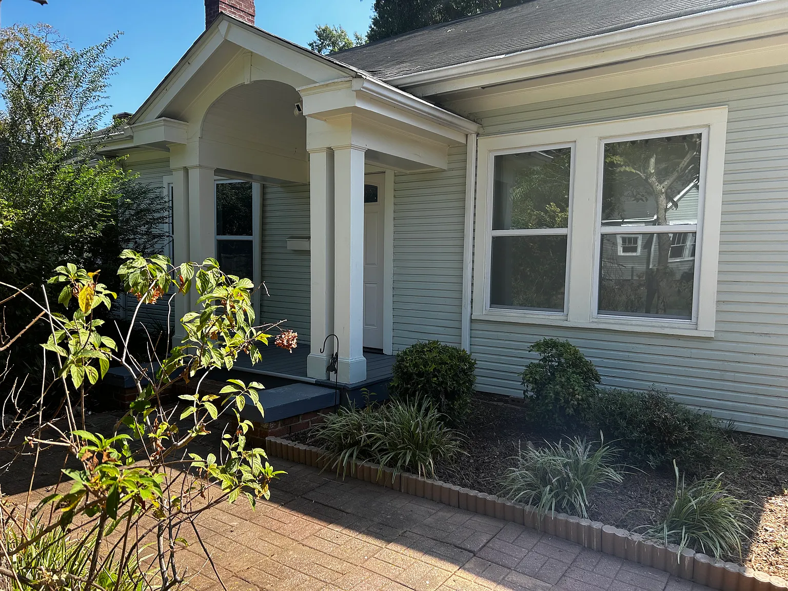 4 bed, 2170 sqft, $1,850 — Photo 2