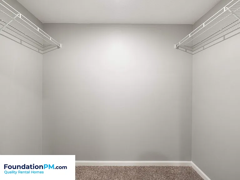 3985 Willowview Ave — Photo 5