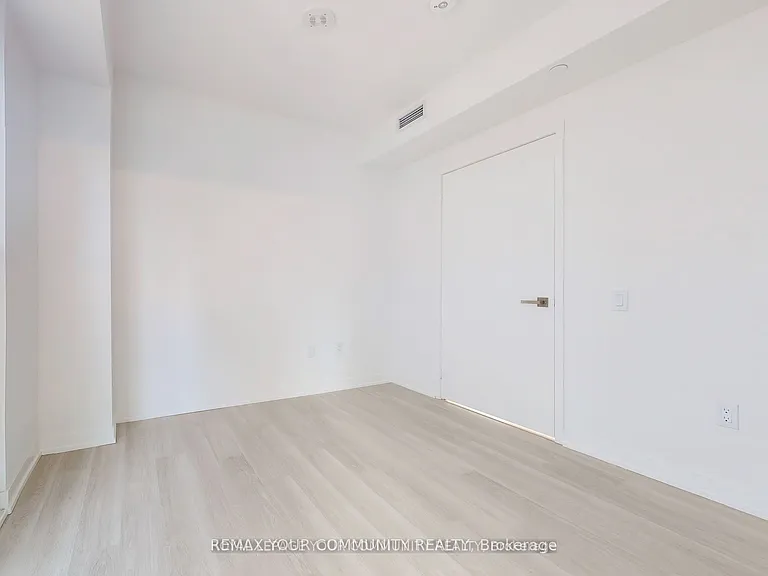500 Wilson Ave #437 — Photo 11