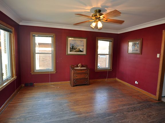 5th image of 10017 S Claremont Ave