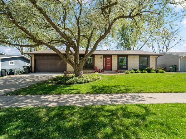 1510 Wheeler Dr, Ames, IA 50010