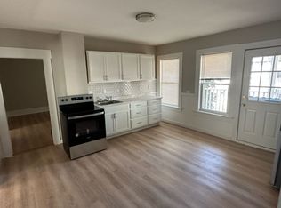 490 Lake Ave #407B, Manchester, NH 03103