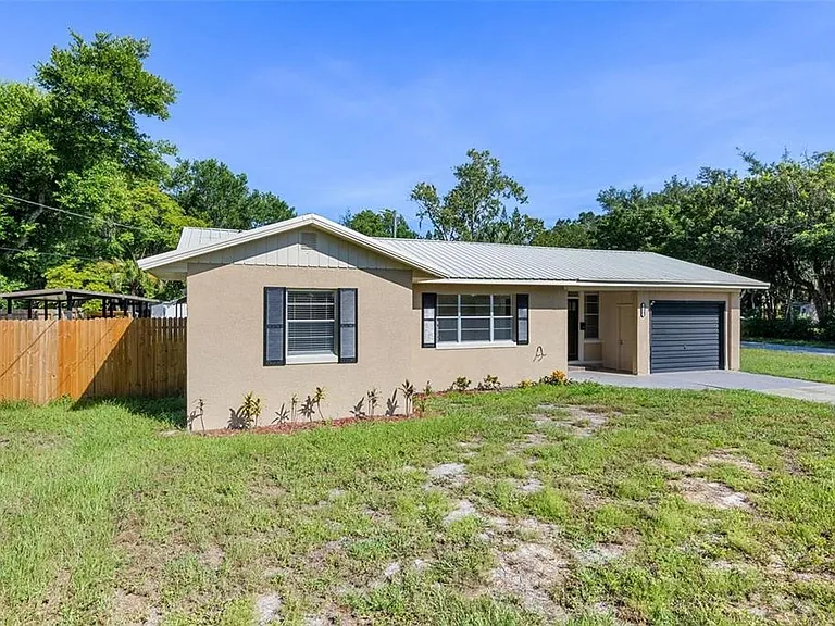 236 Eldorado Dr — Photo 2