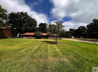900 Walker Ln, Texarkana, TX 75501