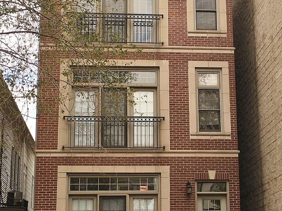 1st image of 2551 N Southport Ave #1F