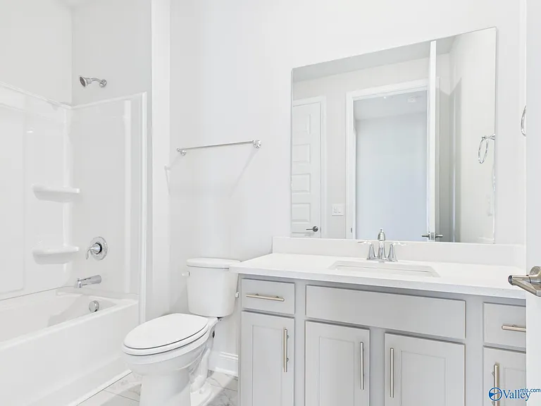 22567 Donahue Dr — Photo 33