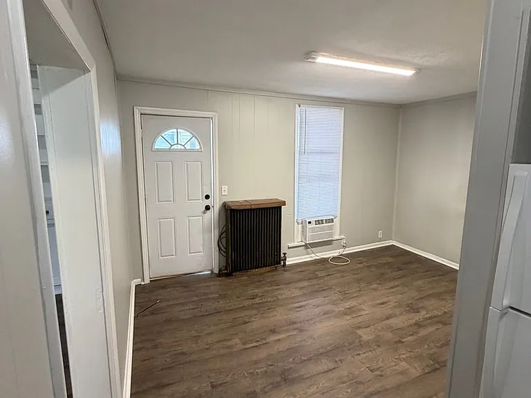 618 S Center St — Photo 13