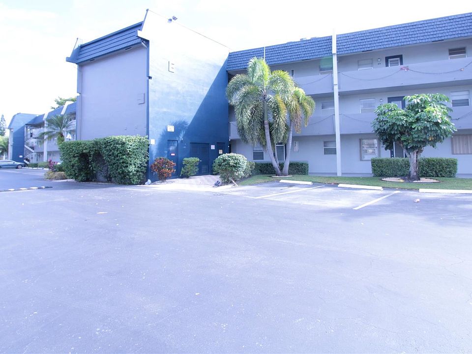 1st image of 7837 Golf Circle Drive #104