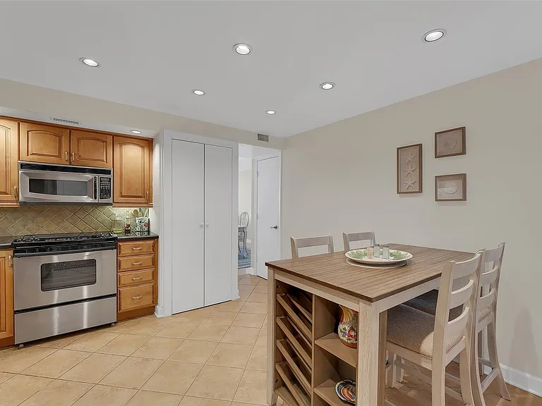 1370 S Ocean Blvd #503 — Photo 14