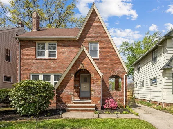 1016 Pembrook Rd, Cleveland Heights, OH 44121