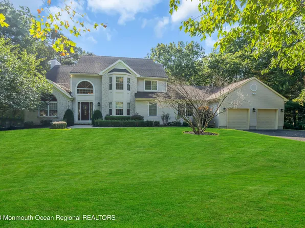 34 Mayberry Drive, Tinton Falls, NJ 07724