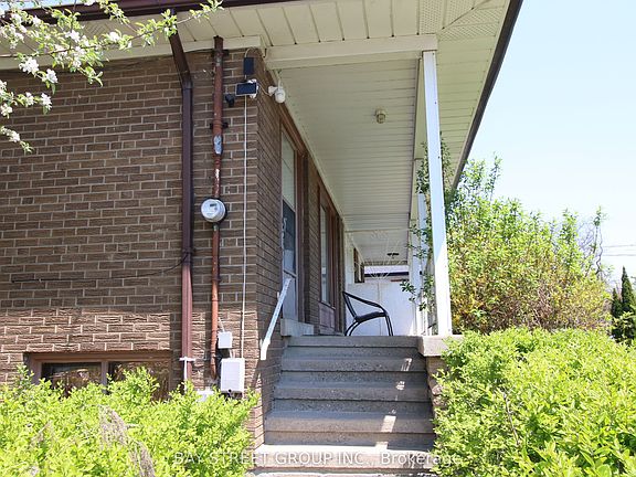 2nd image of 2 Slidell Cres