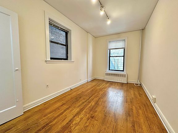3rd image of 251 W 81st St #4Y