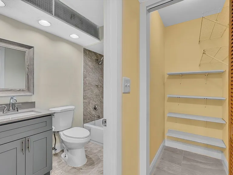 470 NW 20th St #3020 — Photo 26