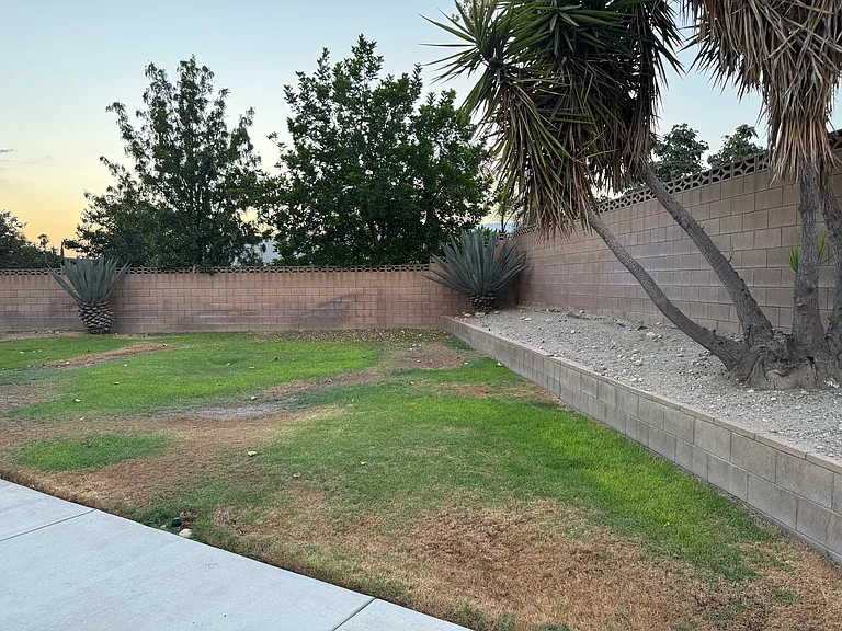 15840 Rainbow Dr — Photo 37