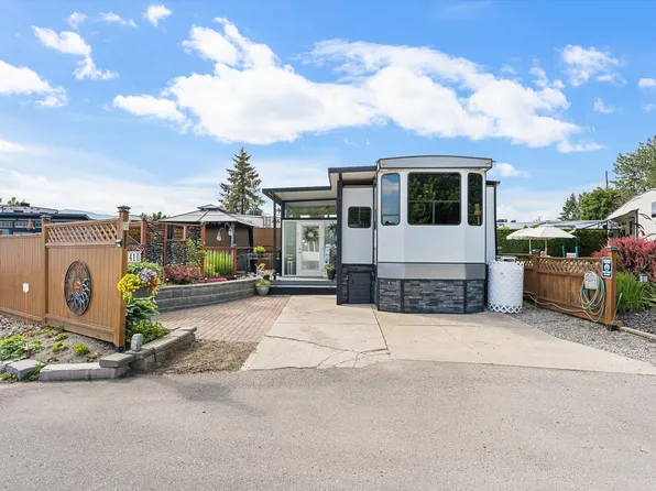 415 Commonwealth Rd #410, Duck Lake 7, BC V4V