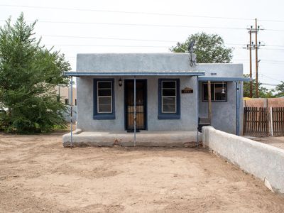 1935 Arno St SE, Albuquerque, NM, 87102