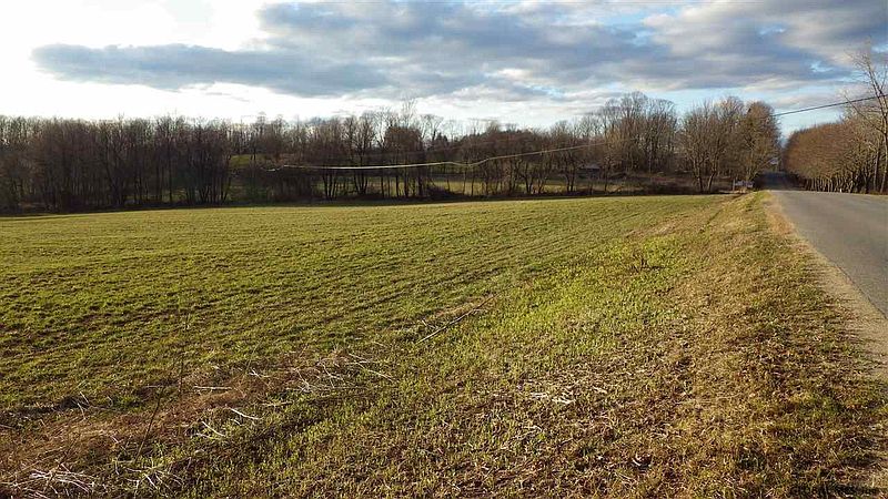 2nd image of Lot 15 KANIA Road