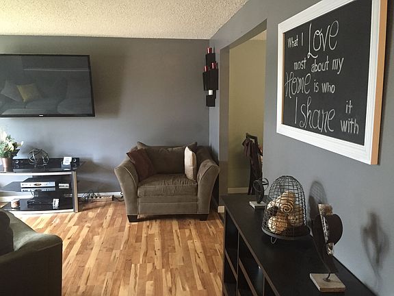 3rd image of 59 Forestal Dr