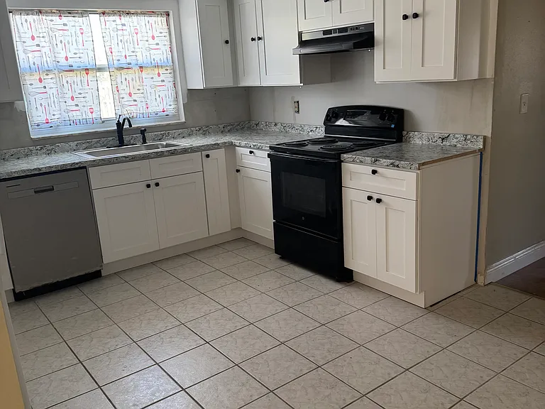 653 Golf And Sea Blvd — Photo 9