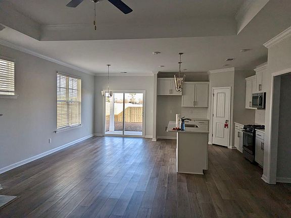 Kitchen & Great Room