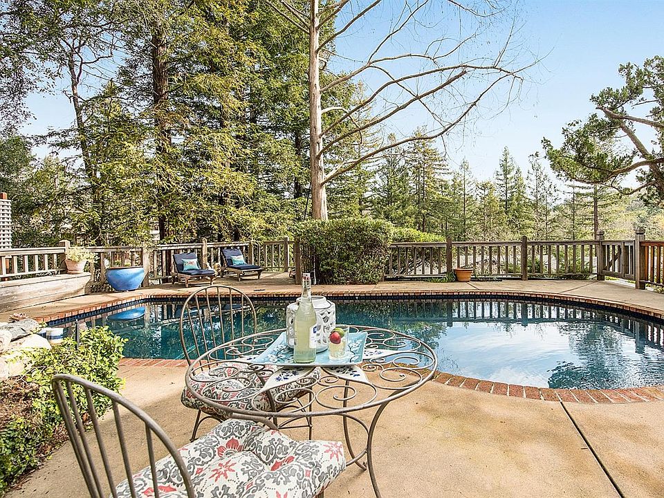 1st image of 399 Poppy Hill Dr