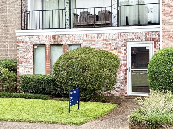 1311 Town Cir #4, Baytown, TX 77520