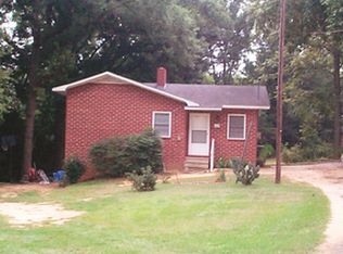 608 N Nettles St, Bishopville, SC 29010