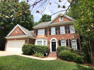 505 Cranborne Ln, Cary, NC 27519