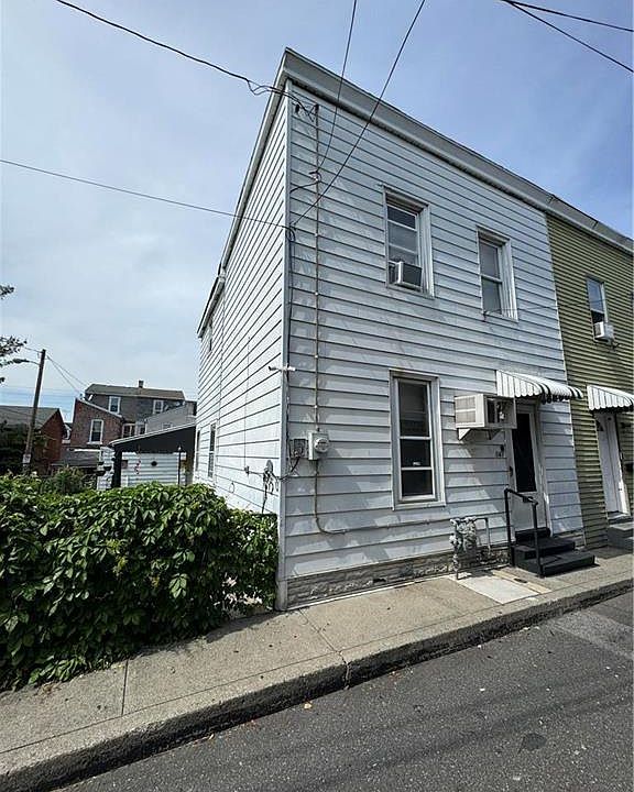 141 James St, Allentown, Pa 18102 