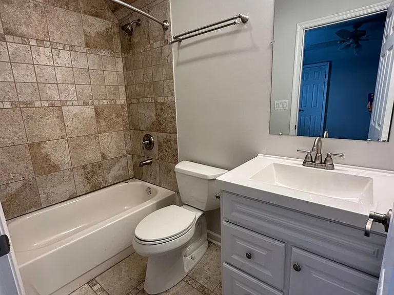 1638 Suburban Rd — Photo 13