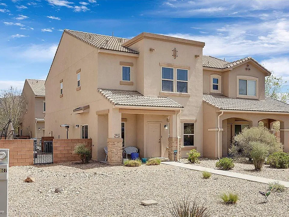 10823 Lobos Creek Way NE