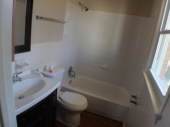 3rd image of 404 Butternut Dr