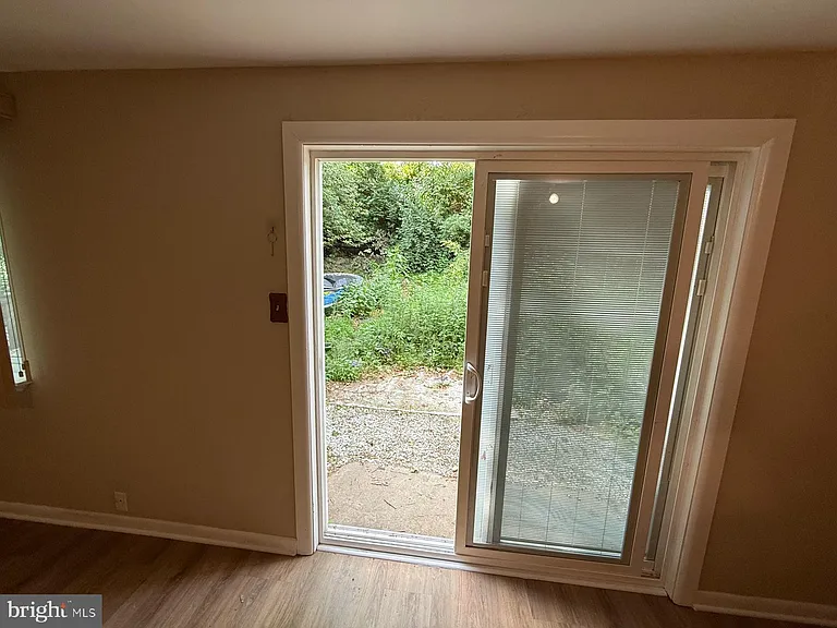 9388 Neil Rd #B — Photo 14