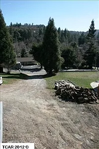 16536 Creekside Dr photo 1