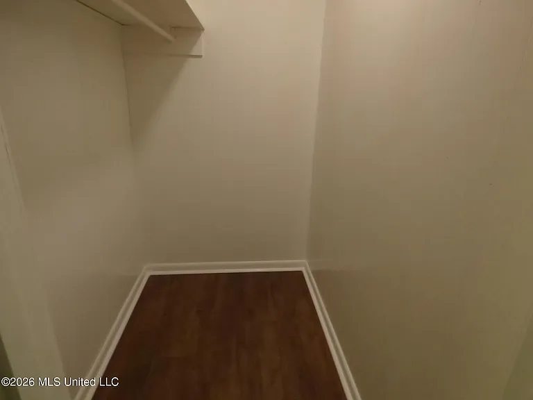 2083 Martin Rd — Photo 15