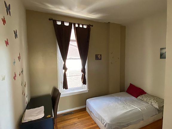 3rd image of 2905 Park Ave #A