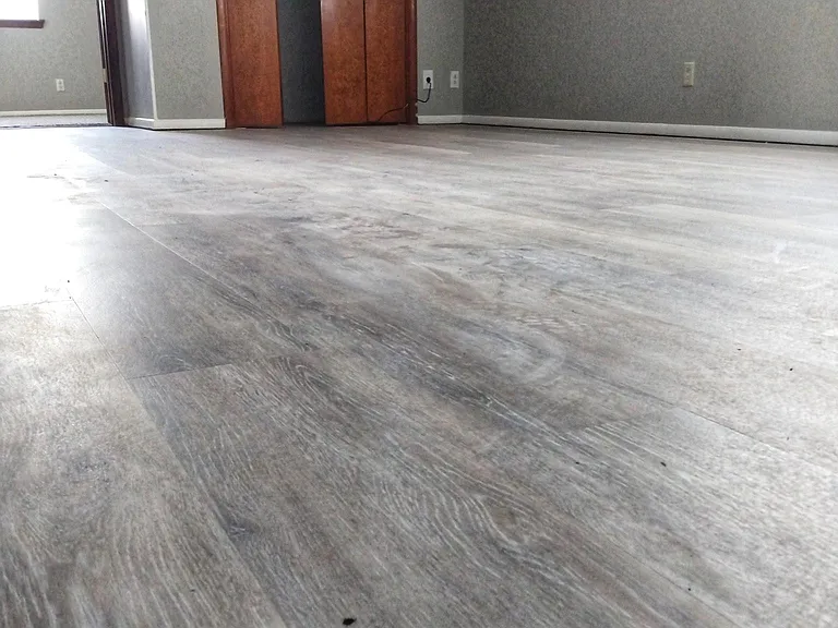 Skyview Court Apartments — Photo 11