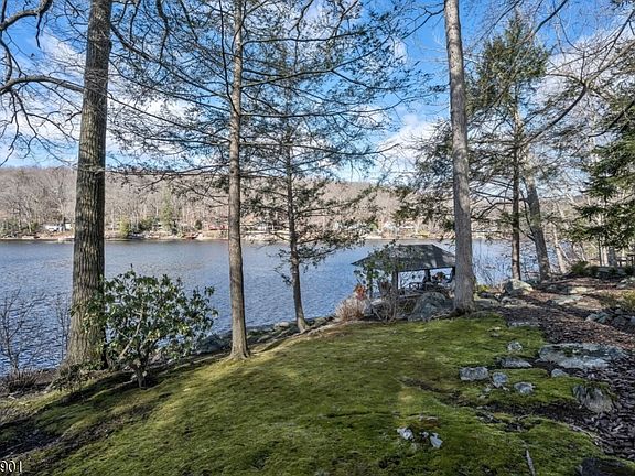 3rd image of 26 Short Road