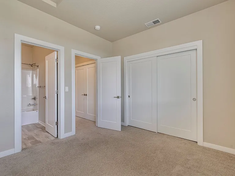17235 SW Goldcrest Ln — Photo 26