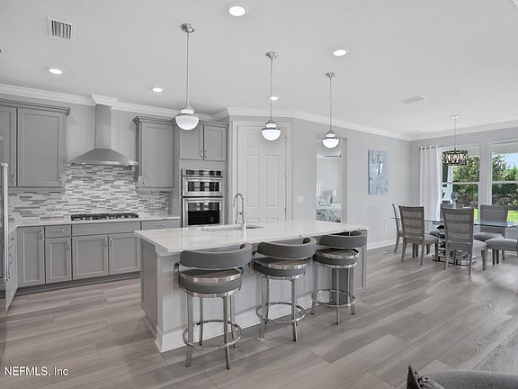 3rd image of 11054 KENTWORTH Way