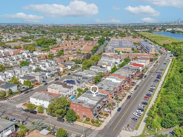 2078 Bergen Avenue image 21 of 25