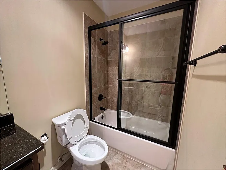 510 Lake Medlock Dr — Photo 46
