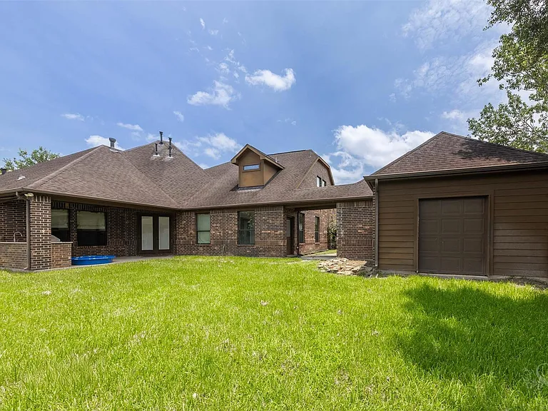 33303 Winsford St — Photo 31