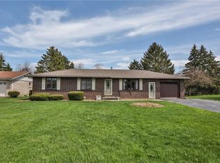 133 Andiron Ln, Rochester, NY 14612